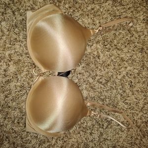 Victoria's secret bombshell